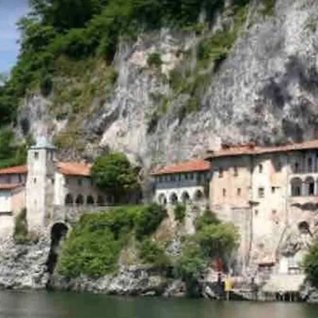 Casavacanzalacorte 卡德泽特