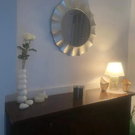 Casavacanzalacorte 卡德泽特