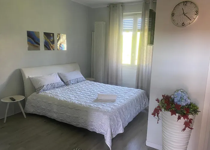 Casavacanzalacorte 公寓 卡德泽特