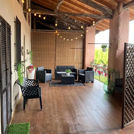 Casavacanzalacorte Cadrezzate