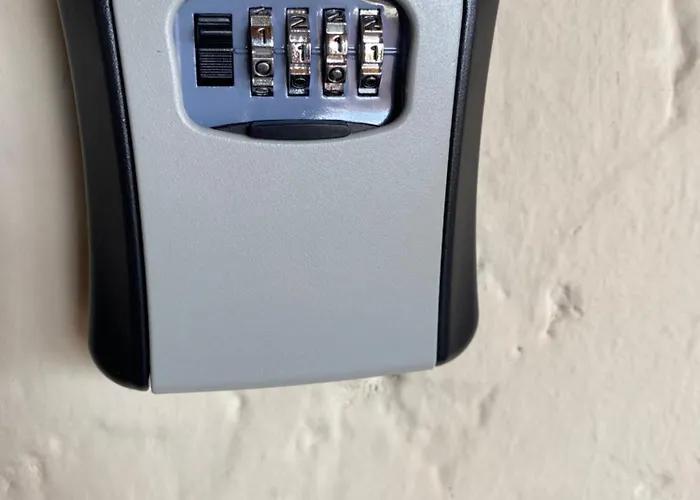 Casavacanzalacorte * Cadrezzate