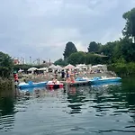 Casavacanzalacorte * 卡德泽特